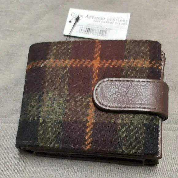 Harris Tweed Plaid Wallet - Picture 4 of 8